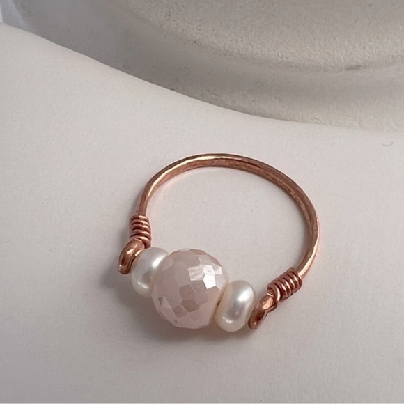 Freshwater Pearls & Pink Glass Beaded Copper Ring - Picture 8 of 15